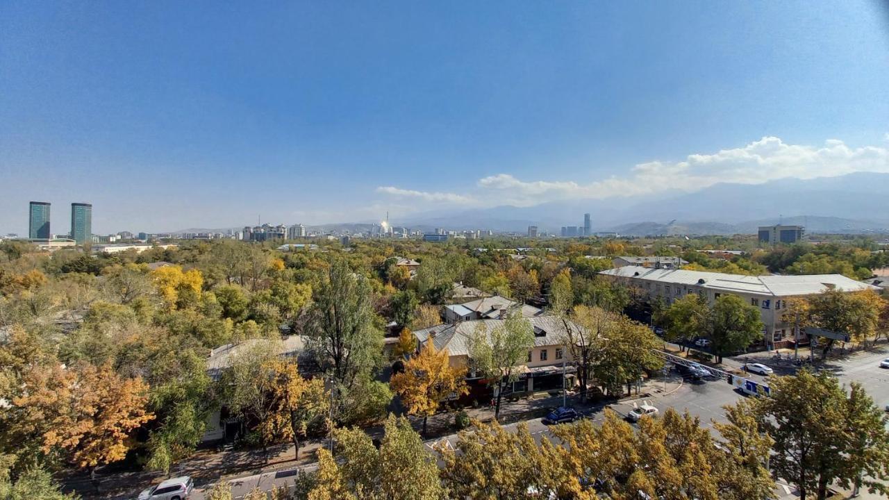 "Картина Горных Вершин" Квартира- "Mountain View" Apartment 阿拉木图 外观 照片